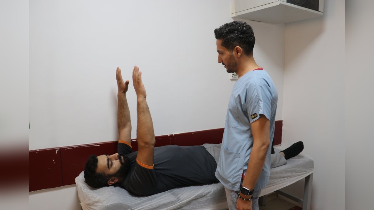 Diyarbakır'da inme geçiren mobilya ustası, 15 dakikalık müdahaleyle sağlığına kavuştu
