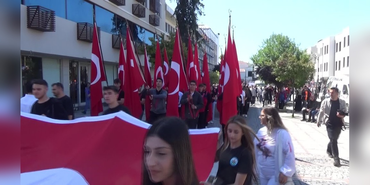 Edirne'de 19 Mayıs coşkuyla kutlandı