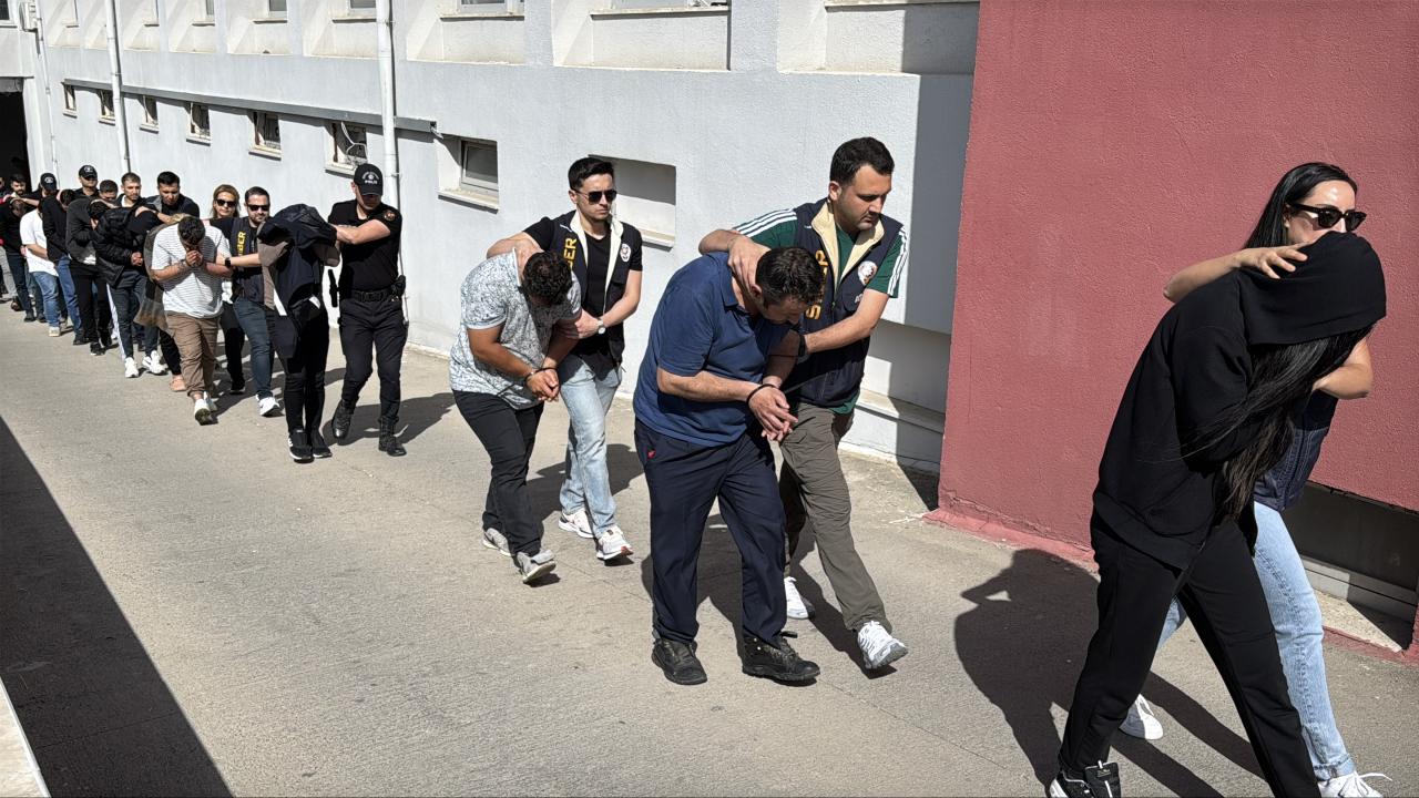 adana-dolandiricilik-aa-2359107.jpg