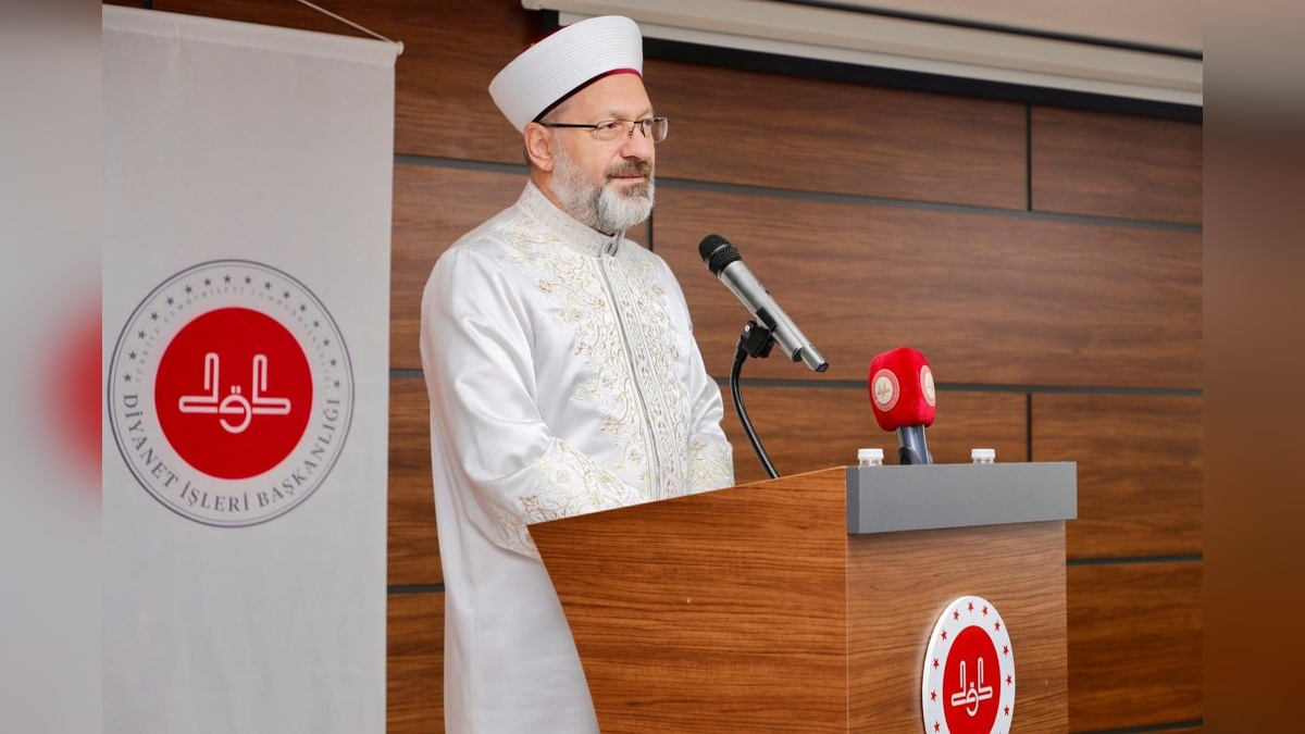 Erbaş: 8 Aylık Eğitim Sonrası İmamlar Anadolu'nun Her Yanına ve Dünyaya Dağılacak