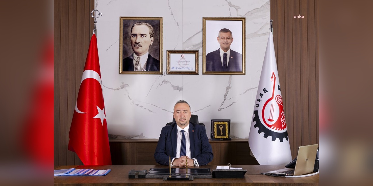 Uşak Belediye Başkanı Yalım, 19 Mayıs'ı Kutladı: Bütün ümidim gençliktedir