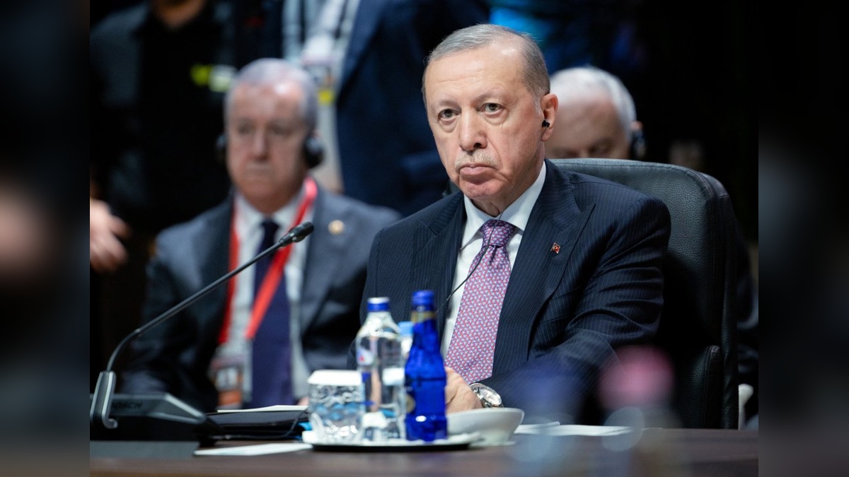 Erdoğan: Türk devletleri, Doğu'nun bilgeliğiyle Batı'nın dinamizmini birleştiriyor