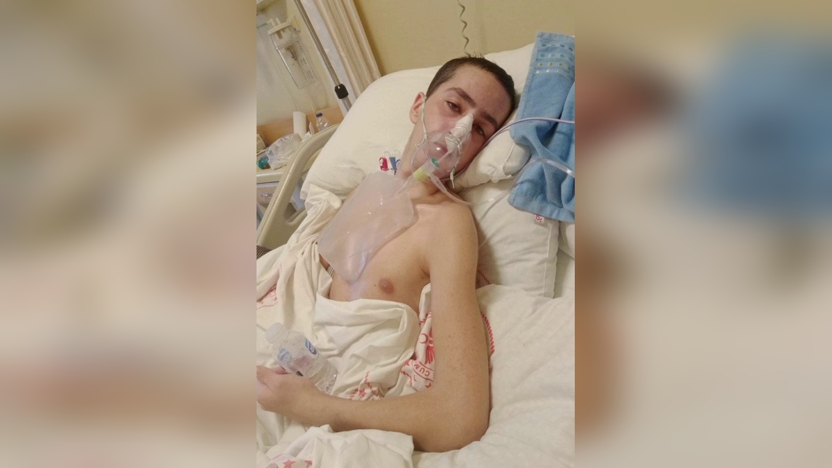 Adapazarı'nda trafik kazası: 17 yaşındaki Enes Atılmış 5 aydır yoğun bakımda