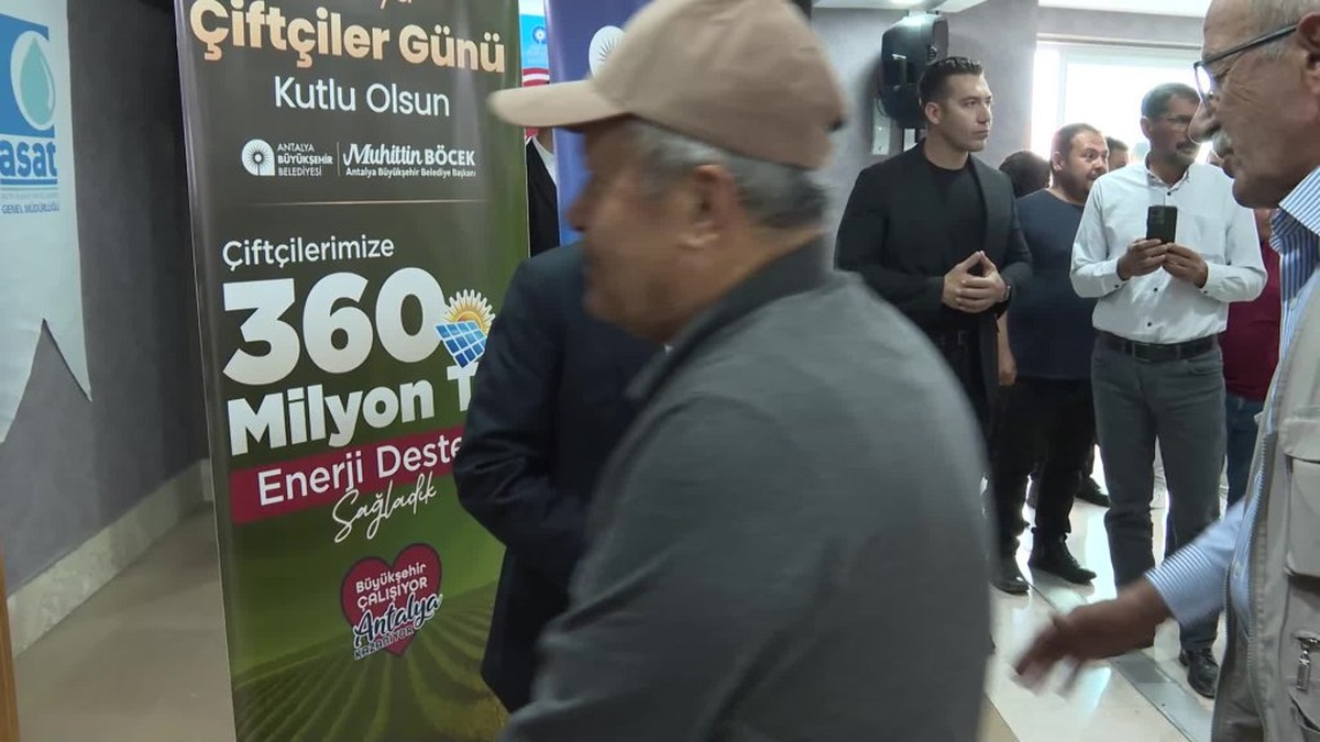 Böcek: Çiftçilerimize 360 Milyon TL'lik Temiz Enerji Desteği Sağladık