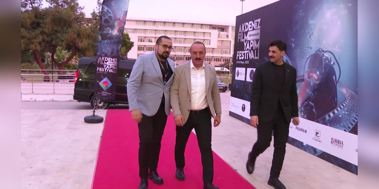Antalya'da Akdeniz Film Yapım Festivali Sonlandı: Cem Kotan, 'Antalya'nın tanıtımı için destek verdik' dedi