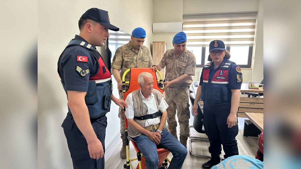 Kocaeli'nde deprem tatbikatı: Huzurevi tahliyesi