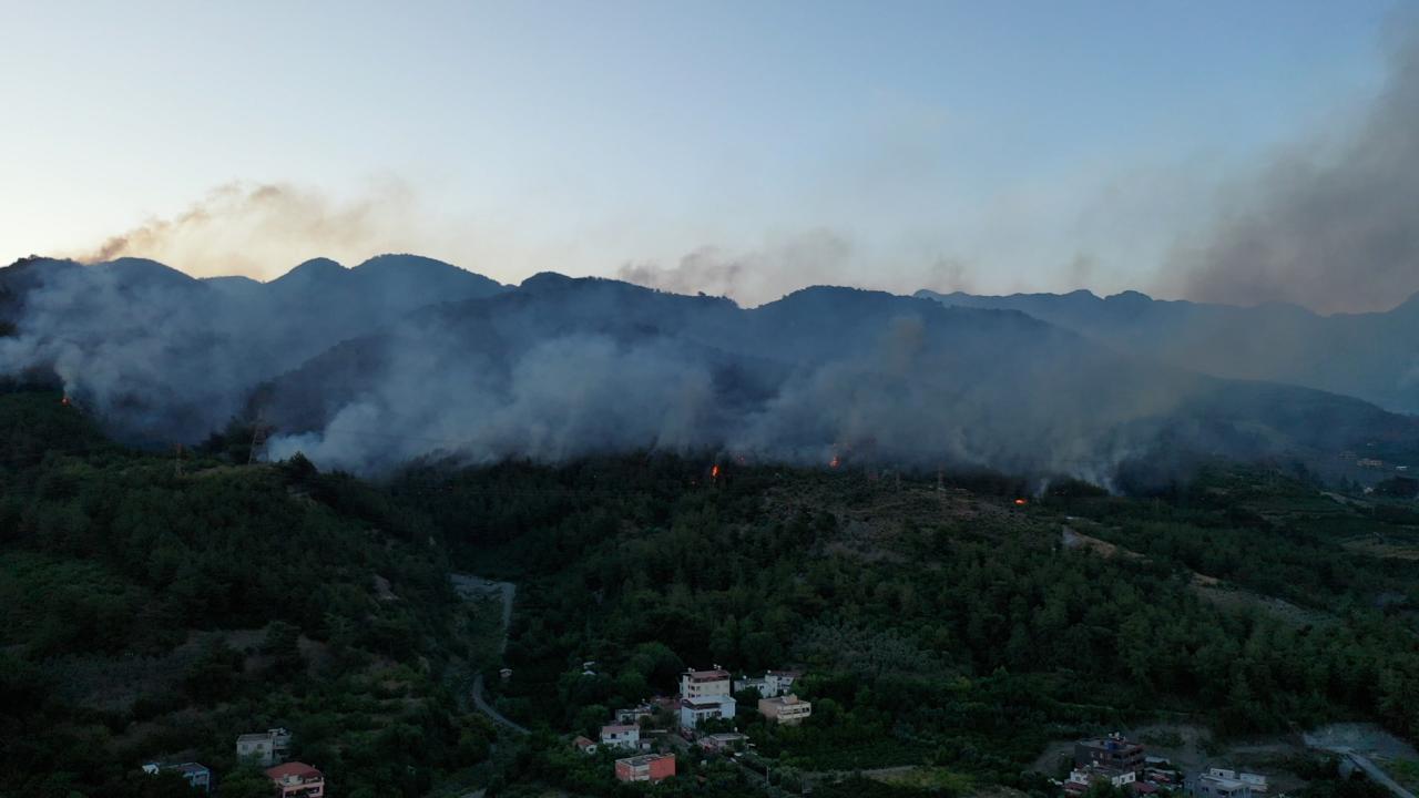 hatay-yangin-2377301.jpg