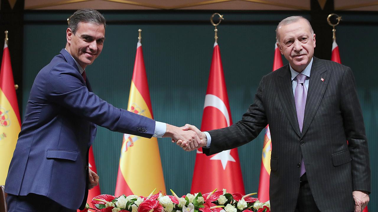 erdogan-sanchez-depo-1700063.jpg