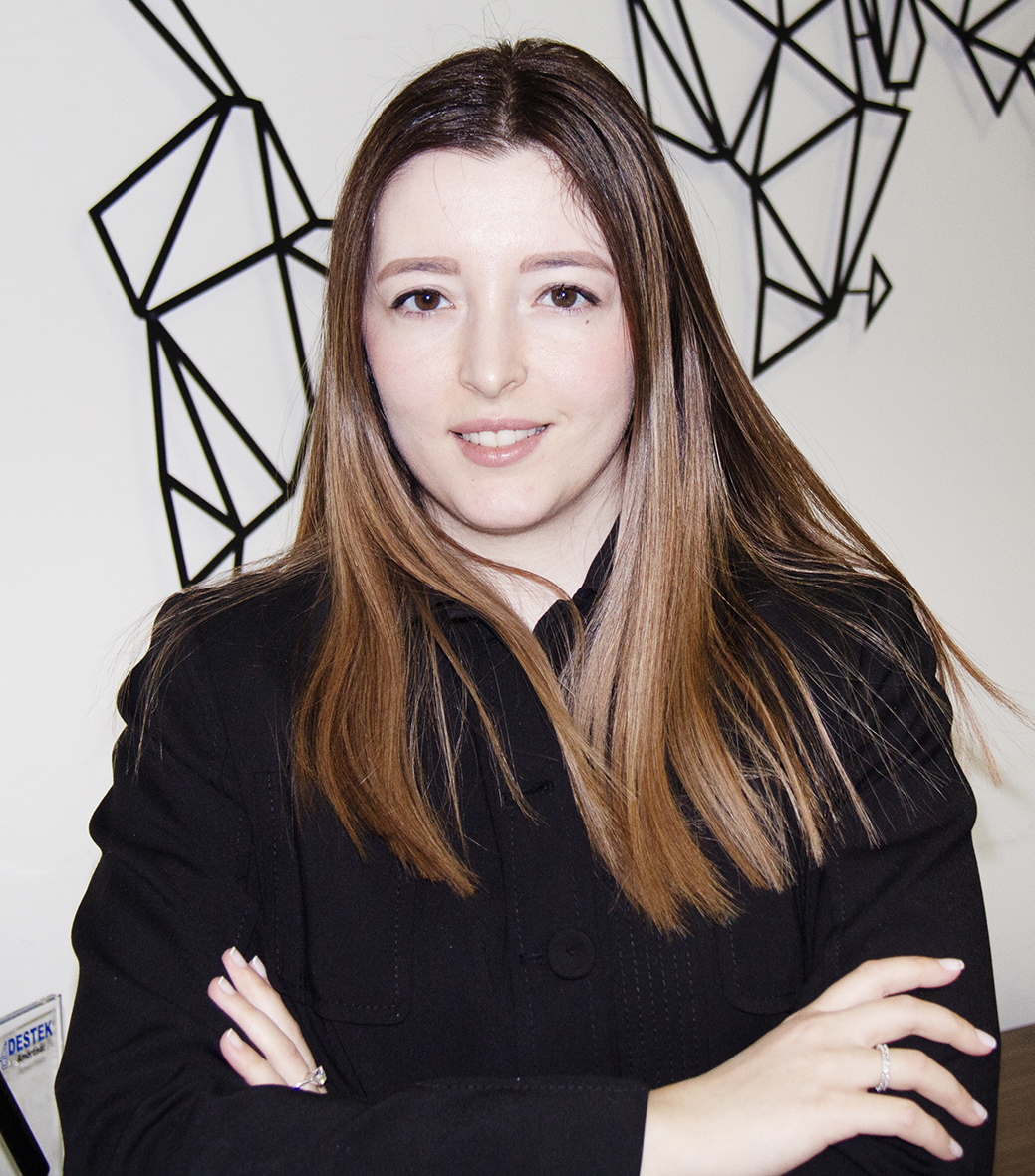 emel-ozkan-tasyakan-2.jpg