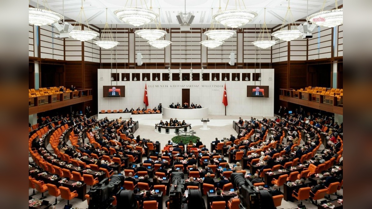 RTÜK'e yeni üyeler seçildi