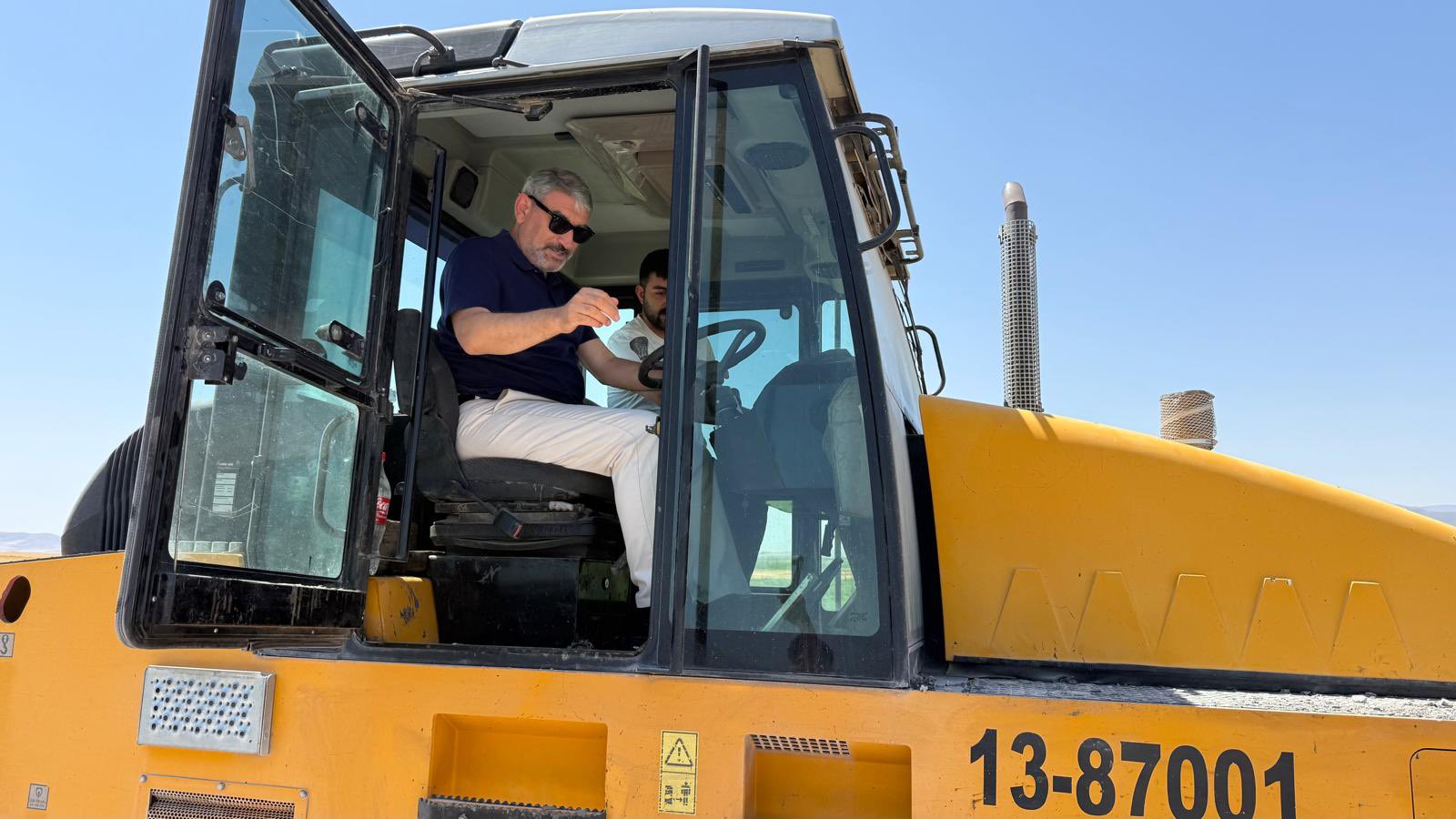 Gy Tf E F N W4 A A L L Ps