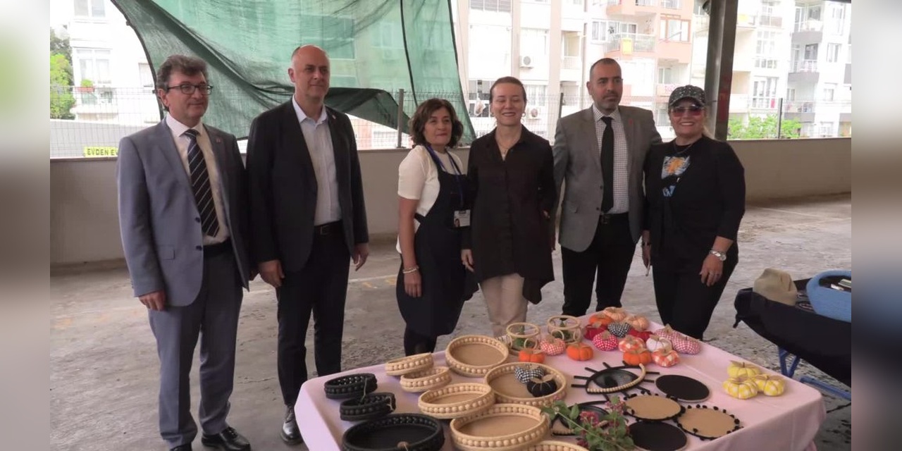 Konak Belediyesi'nin Hatay'daki 'El Emeği Pazarı' hizmete açıldı