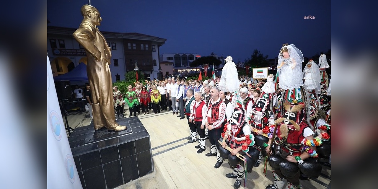 Menderes'te Uluslararası Mandalina Çiçeği Festivali