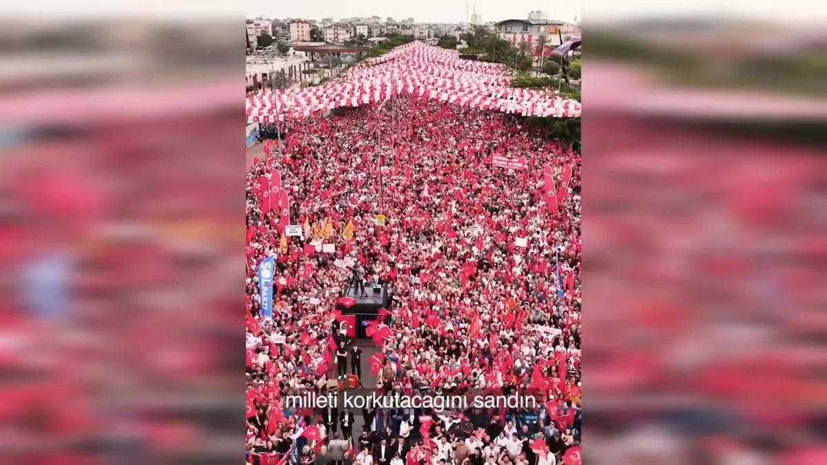 özel: Erdoğan'ı tehdit ettikçe meydanlar doldu taştı