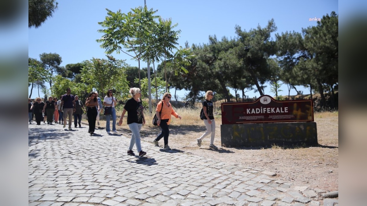 Konak Belediyesi'nden Tarih Gezileri: Kemeraltı Rotasıyla Yeni Sezon Başlıyor
