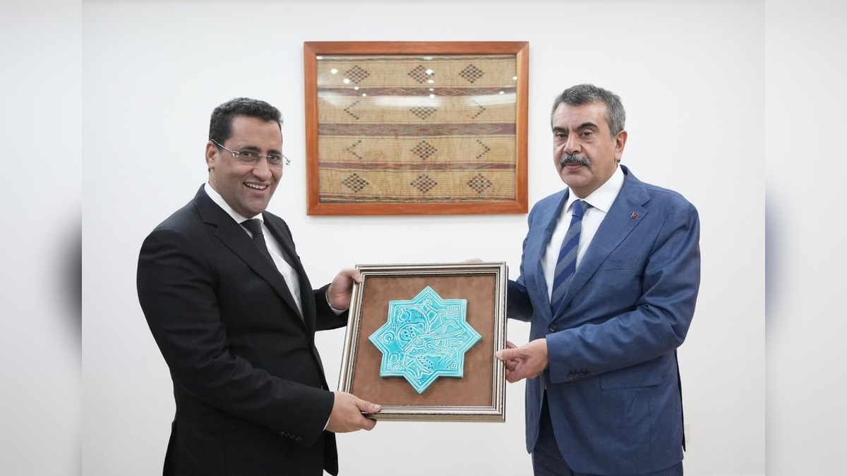 Milli Eğitim Bakanı Tekin, Moritanya Başbakanı Ould Djay ile görüştü