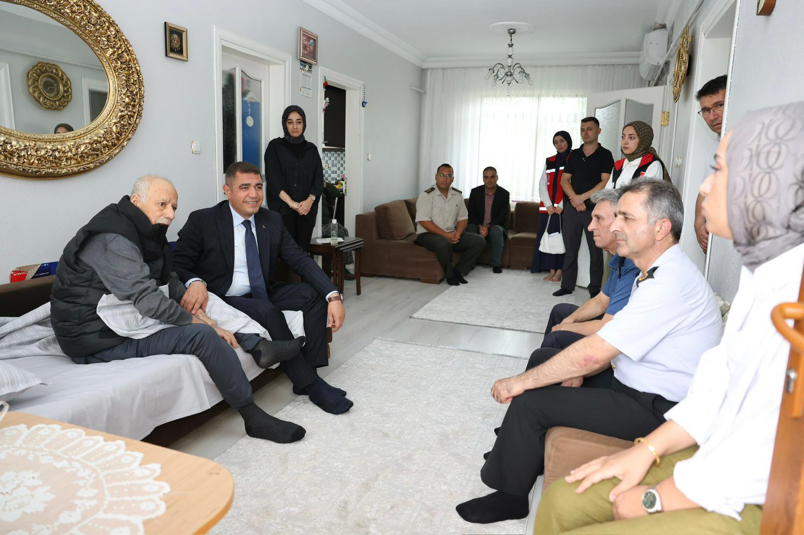 Gx S Adc9 W M Ac1A Py