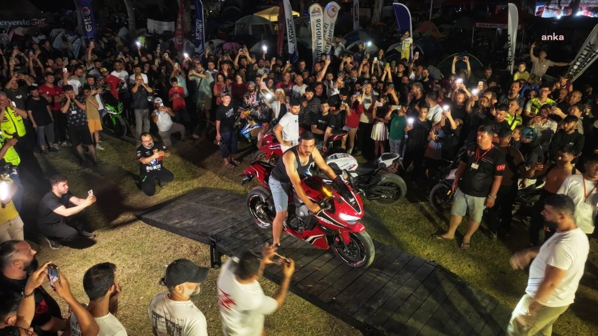 Yumurtalık'ta Motosiklet Festivali: Binlerce Motosiklet Tutkunu Bir Araya Geldi