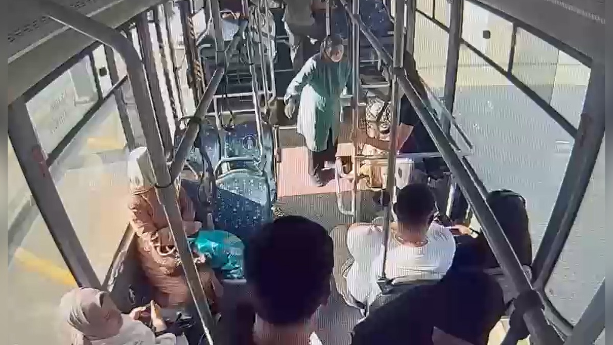 Tokat'ta otobüs şoförü, rahatsızlanan yolcuyu hastaneye ulaştırdı