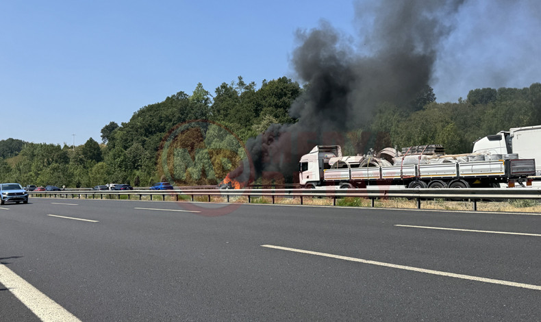 Otoyolda Arac Yanginii3