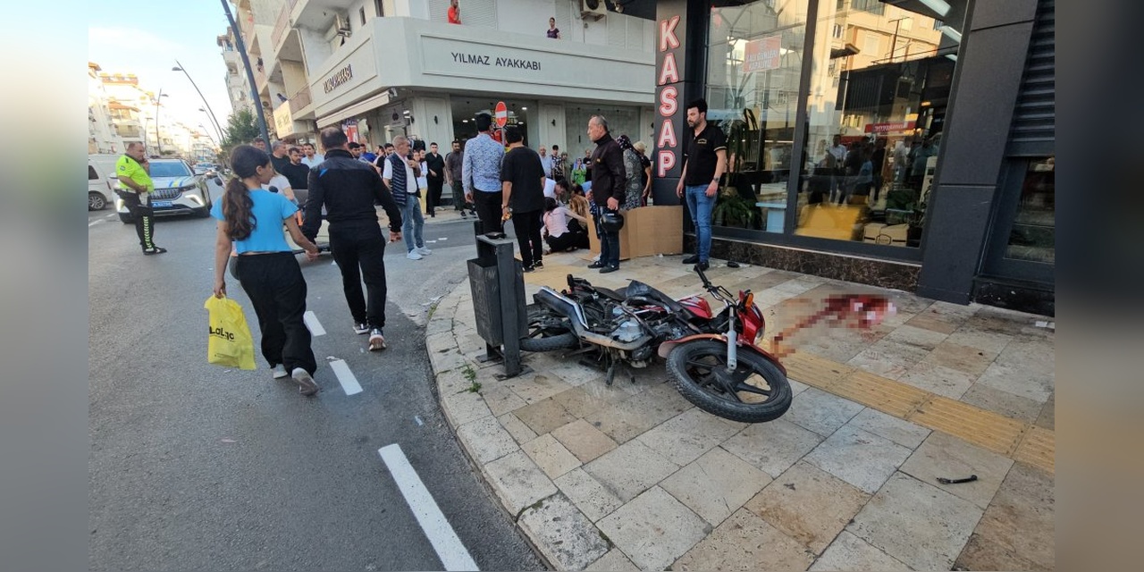 Manavgat'ta Motosiklet Kazası: 1 Ölü, 1 Yaralı