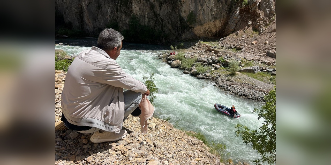 Hakkari'de kayıp gencin bulunması için arama çalışmaları sürüyor