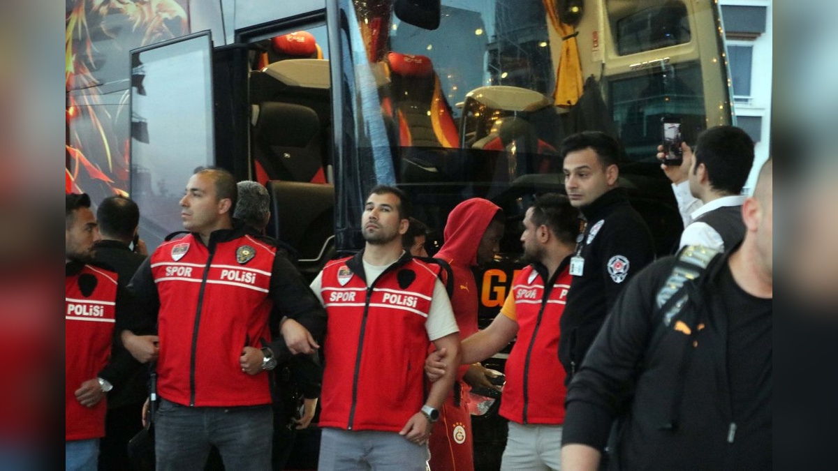 Galatasaray, Türkiye Kupası Finali için Gaziantep'te