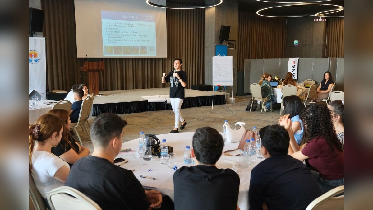 Adana'da çocuk odaklı afet risk azaltımı çalıştayı