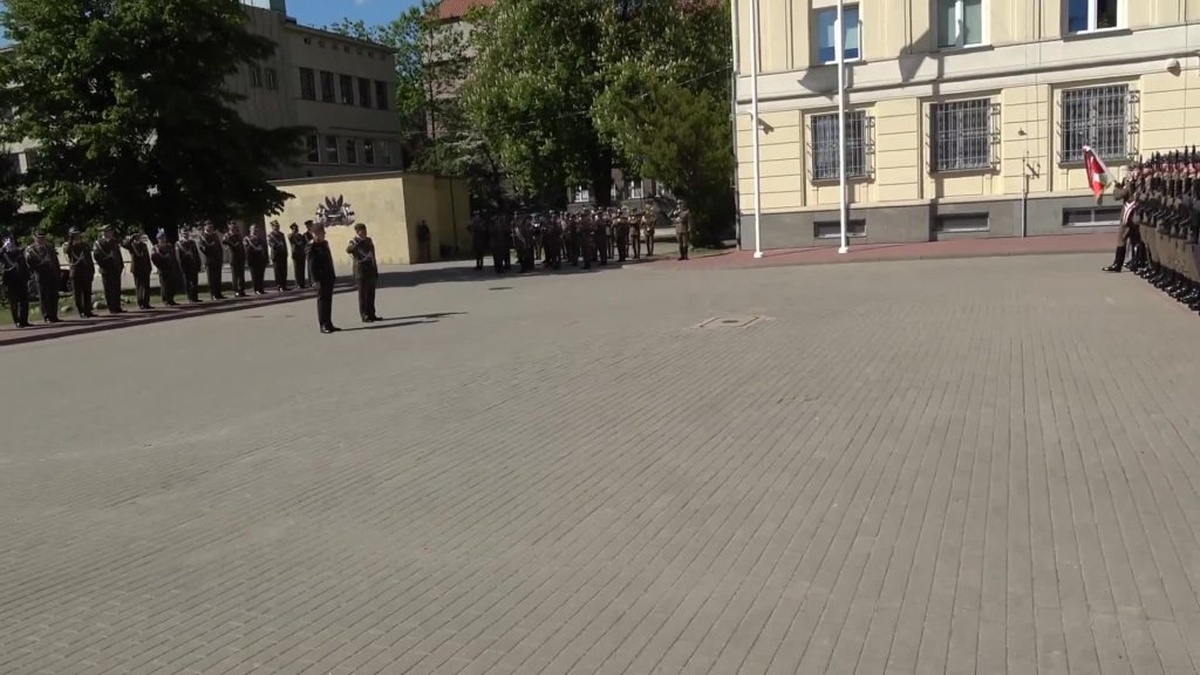 Orgeneral Gürak, Varşova'da Askeri Törenle Karşılandı