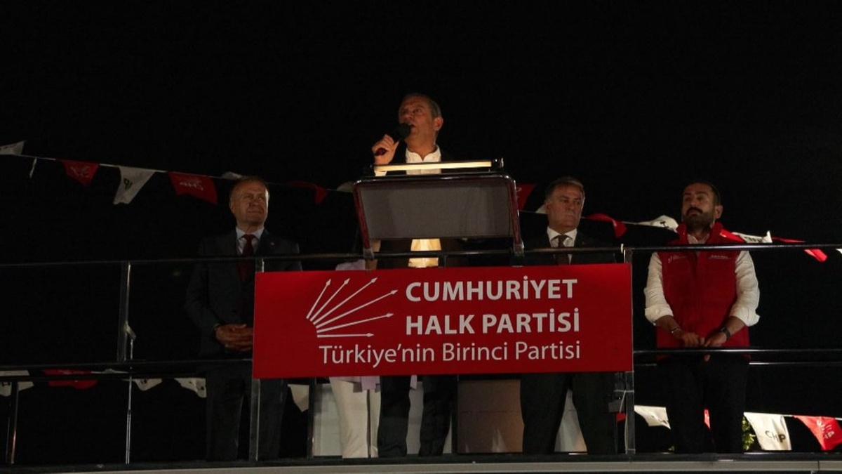 Özel'den Erdoğan'a çağrı: Yalanlarla kurduğunuz kumpas duvara tosladı