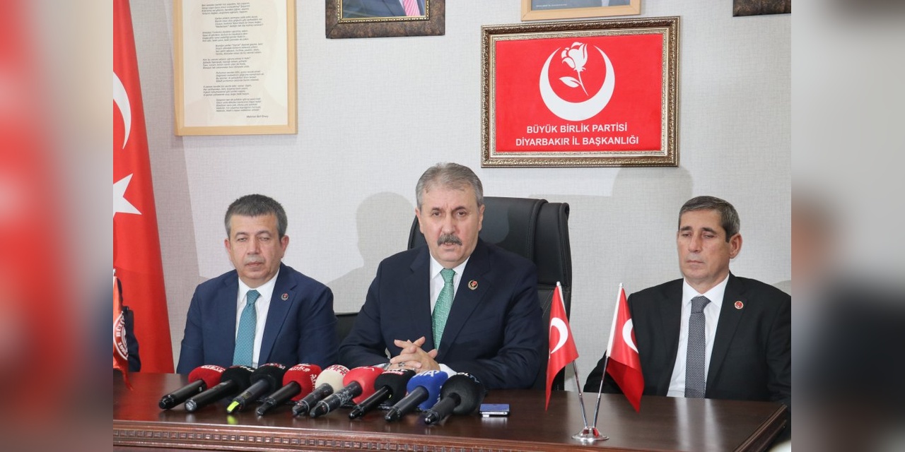 Destici: Terör örgütü diz çökmüştür, bu büyük bir zaferdir