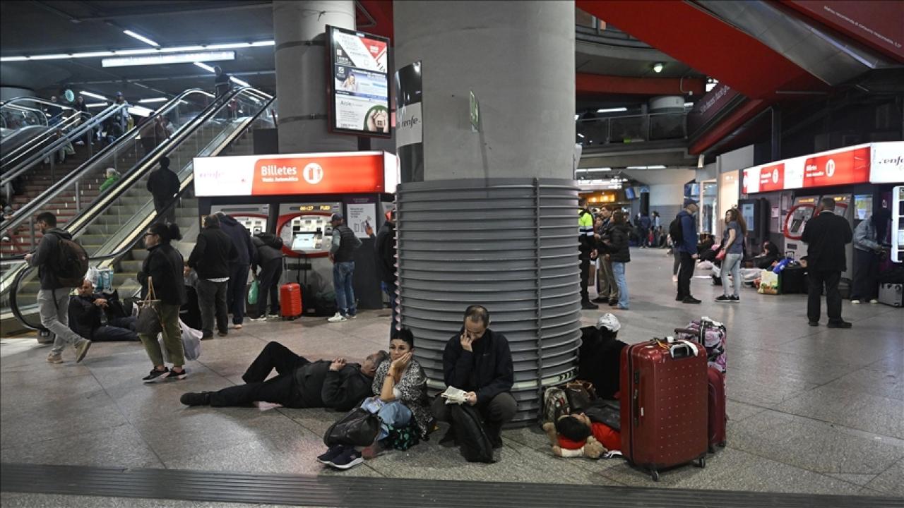 ab-elektrik-2355509.jpg