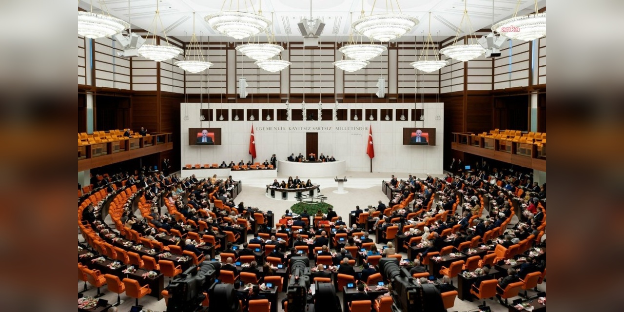 TBMM, TRT Düzenlemelerini Yeniden Kabul Etti: CHP'den Eleştiriler