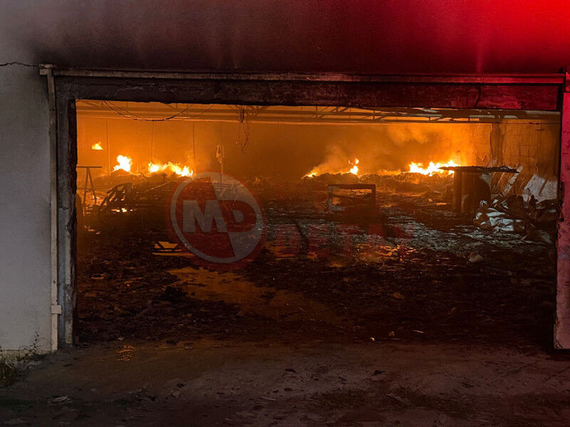 Boya Fabrikasinda Yangin5