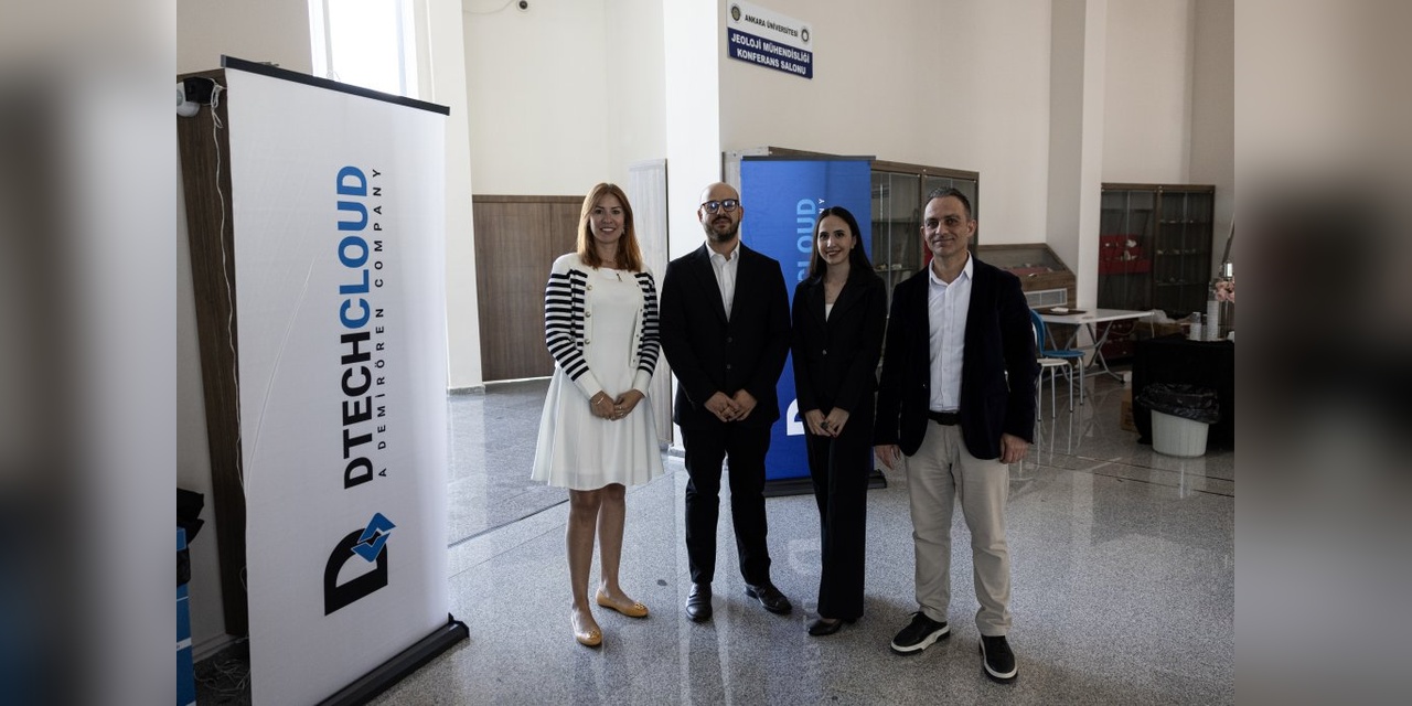 D Tech Cloud ve Ankara Üniversitesi, Low-Code ve Yapay Zeka Destekli Bulut Teknolojileri Atölyesi Düzenledi