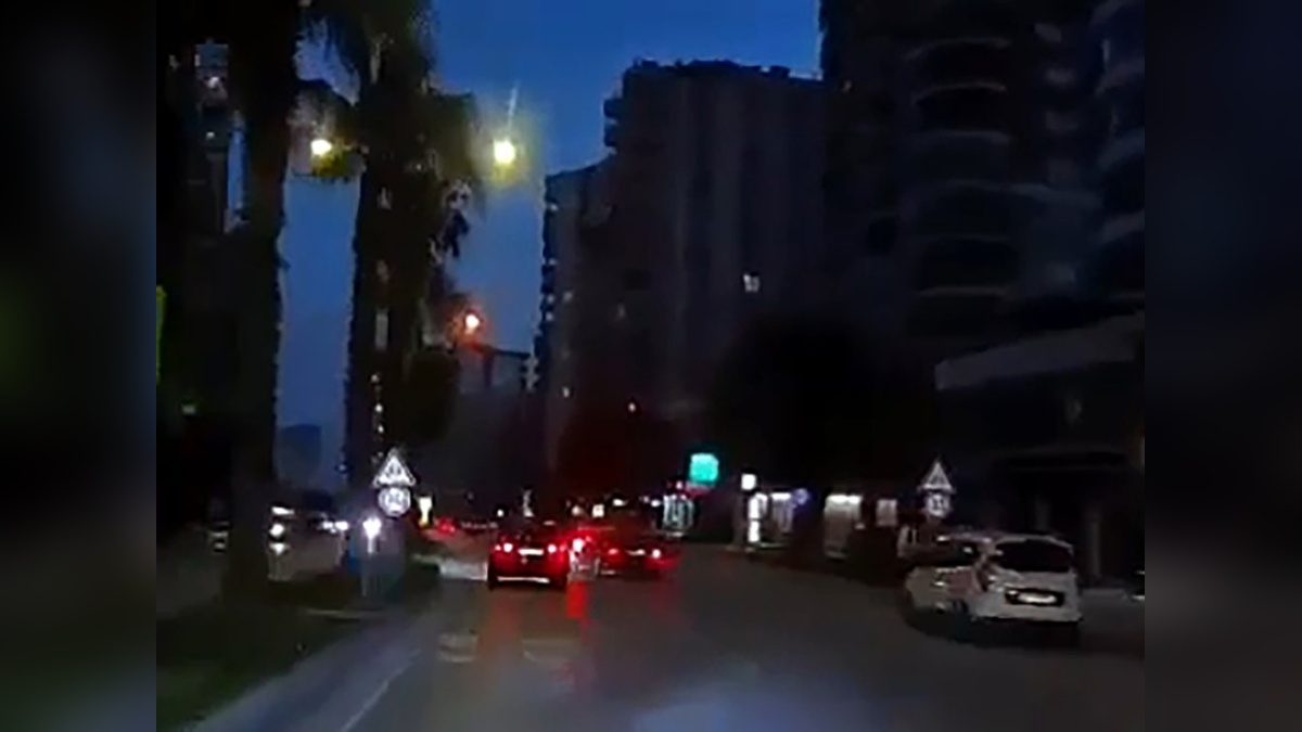 Adana'da ehliyetsiz sürücü kaza yaptı: 27 bin 944 lira ceza