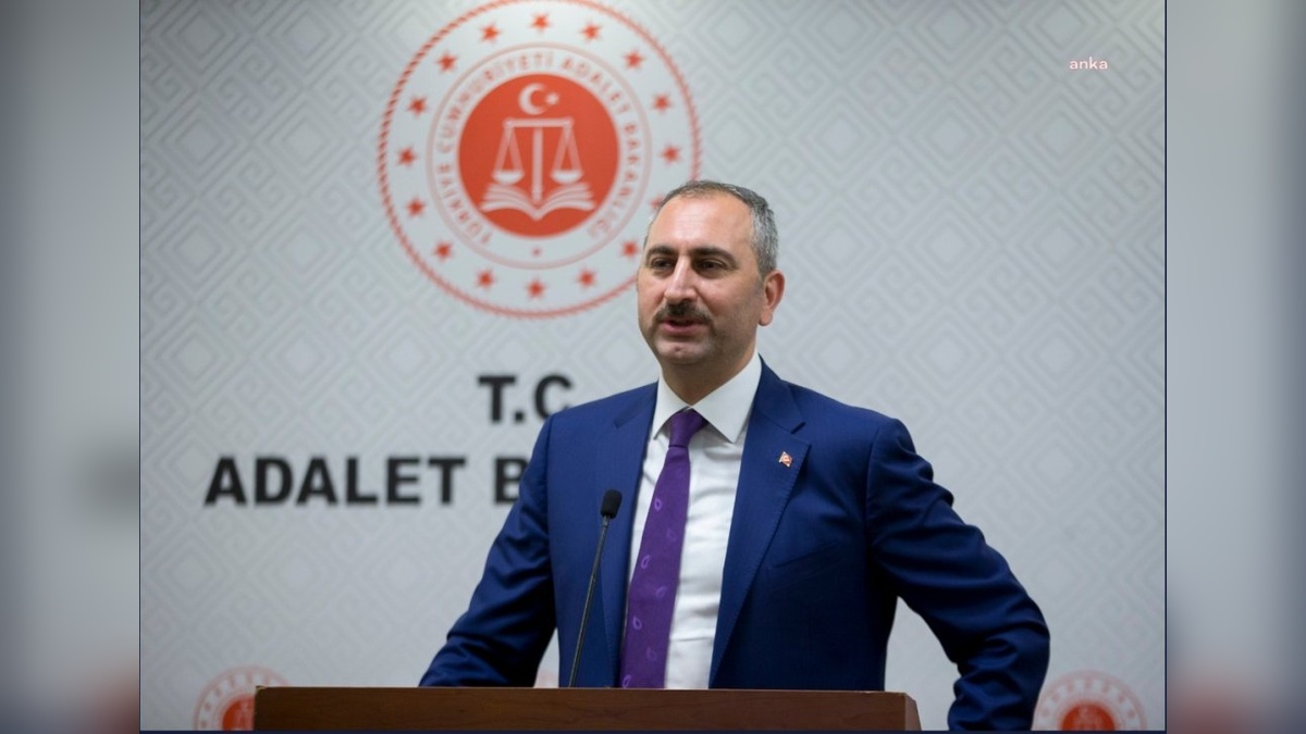 Gül: PKK'nın fesih kararıyla Türkiye, mazlumlar için umut kaynağı olmaya devam edecek