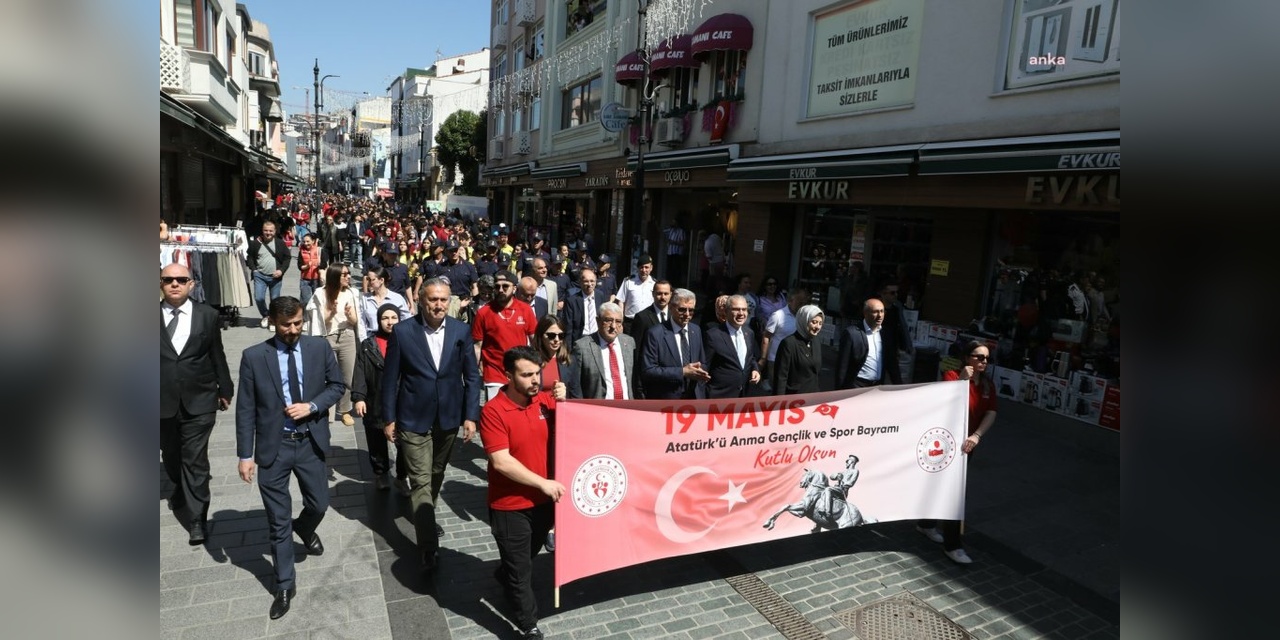 Eyüpsultan'da 19 Mayıs Gençlik Yürüyüşü Düzenlendi