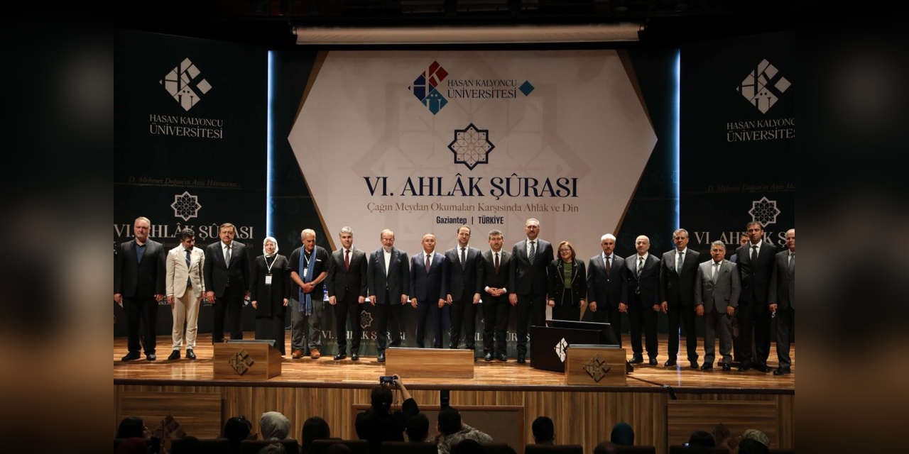 6'ncı Ahlak Şurası Gaziantep'te Başladı