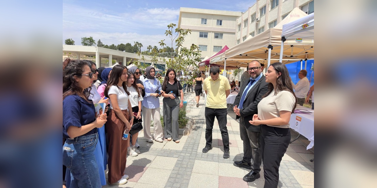 Mersin Büyükşehir Belediyesi, Üniversiteli Gençlerle Buluştu