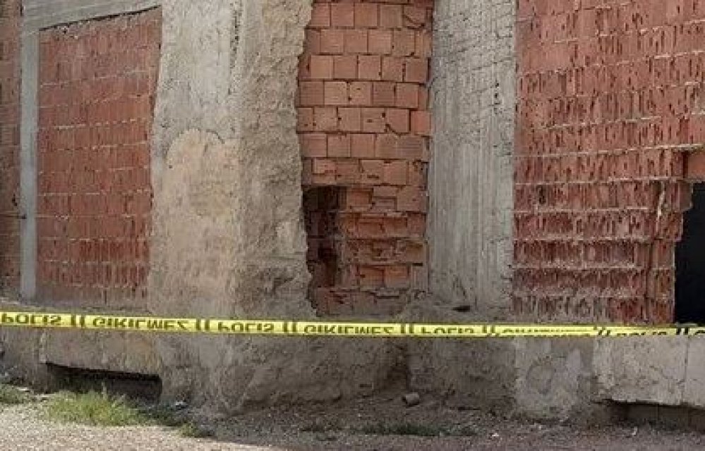 İnşaatta erkek cesedi bulundu