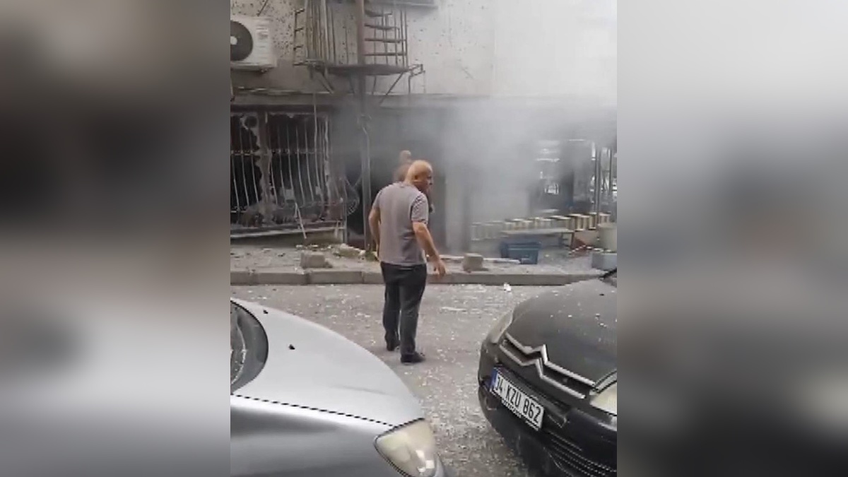 güngören'de büfede patlama: Hasar var, yaralı yok
