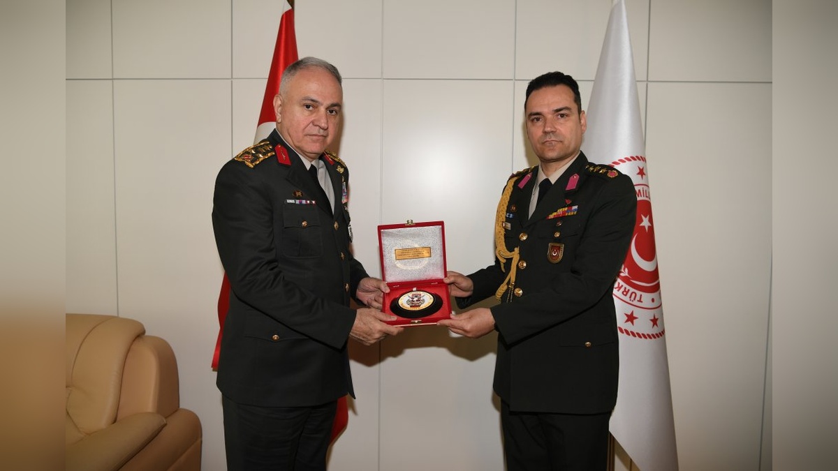 Orgeneral Metin Gürak, Polonya'da Resmi Ziyaret Gerçekleştirdi
