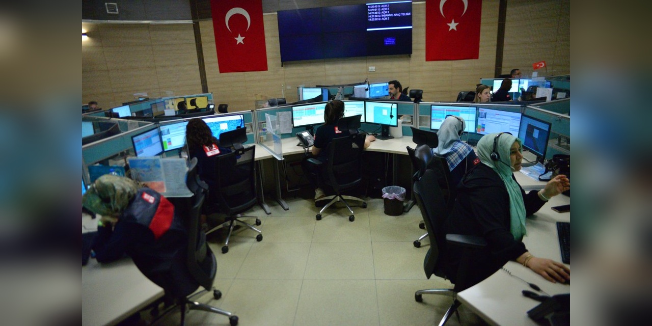 Bursa'da 112 Acil Çağrı Merkezi'ne Gelen Çağrıların Yüzde 60'ı Asılsız Çıktı