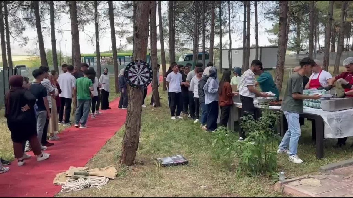 Adıyaman Belediyesi'nden YKS adaylarına moral ve motivasyon pikniği