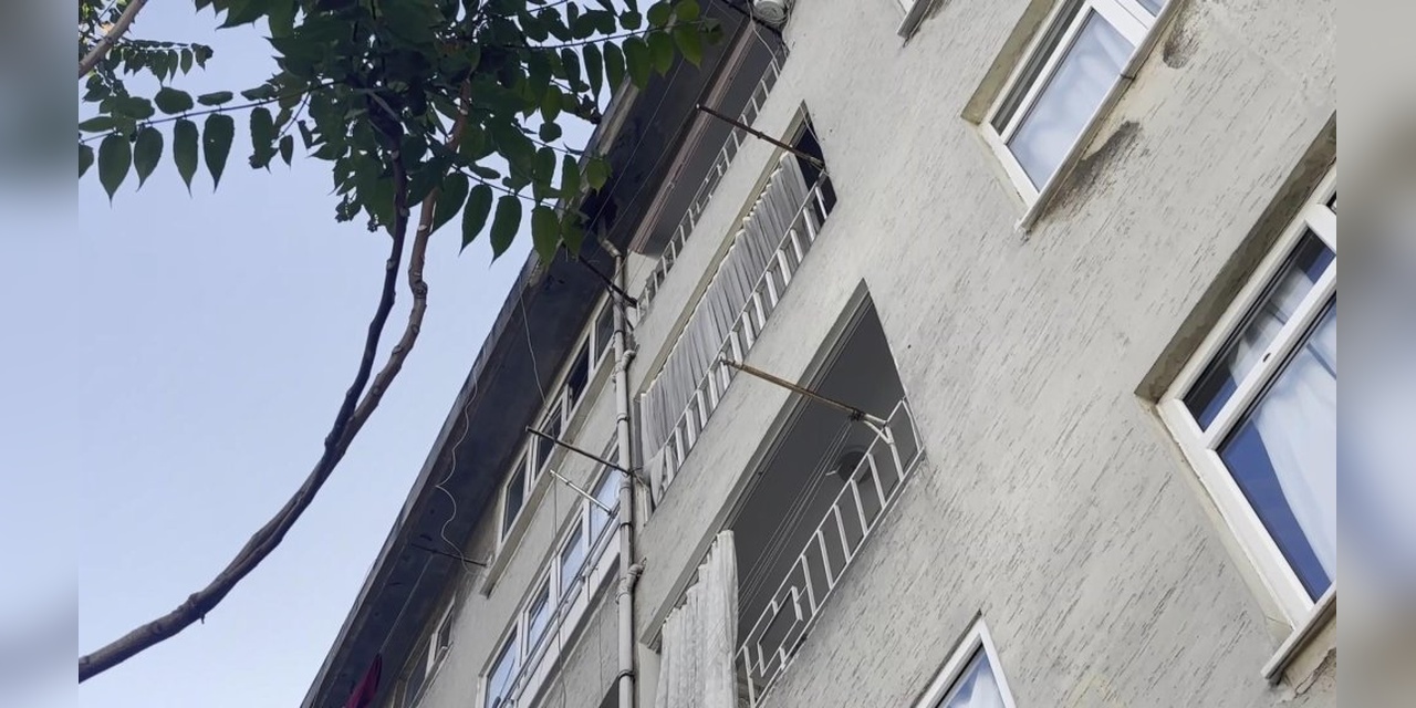 Zeytinburnu'nda 2 Yaşındaki Elif Bebek Balkondan Düşerek Hayatını Kaybetti