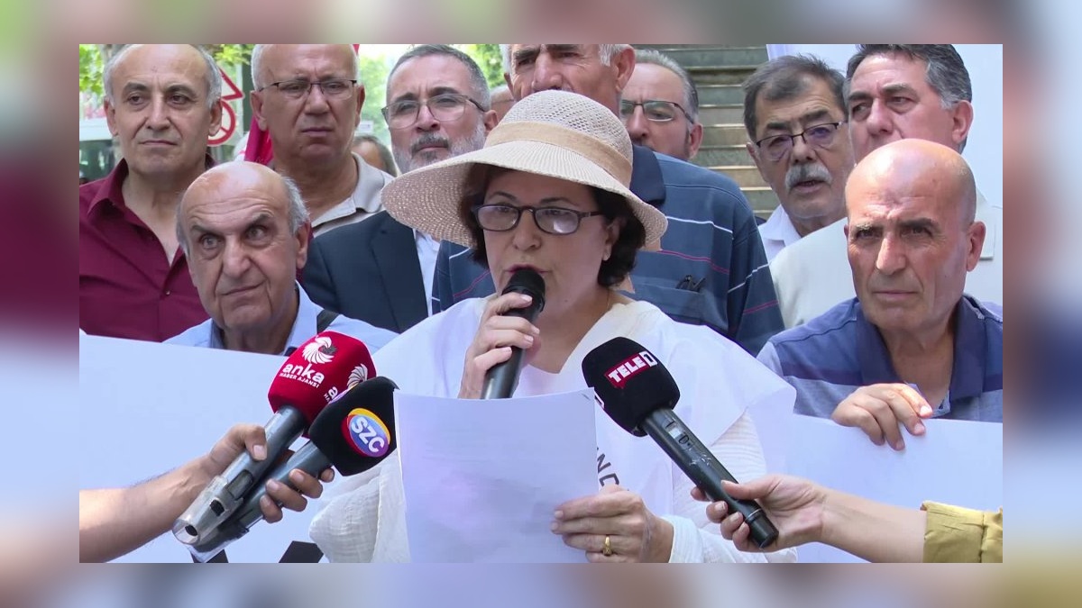Yurttaş Birlikteliği: Yargıtay'ın emekli maaşlarına bloke kararı protesto edildi