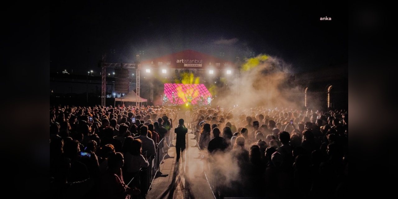 İBB, 19 Mayıs'ı Gençlere Armağan Ediyor: Konserler, Yürüyüşler ve Ücretsiz Etkinlikler