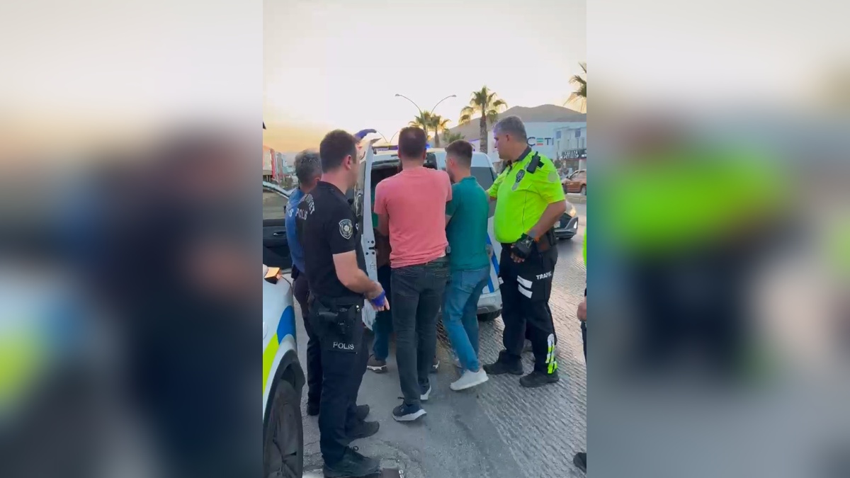 Bodrum'da alkollü sürücü ve arkadaşları polise saldırdı