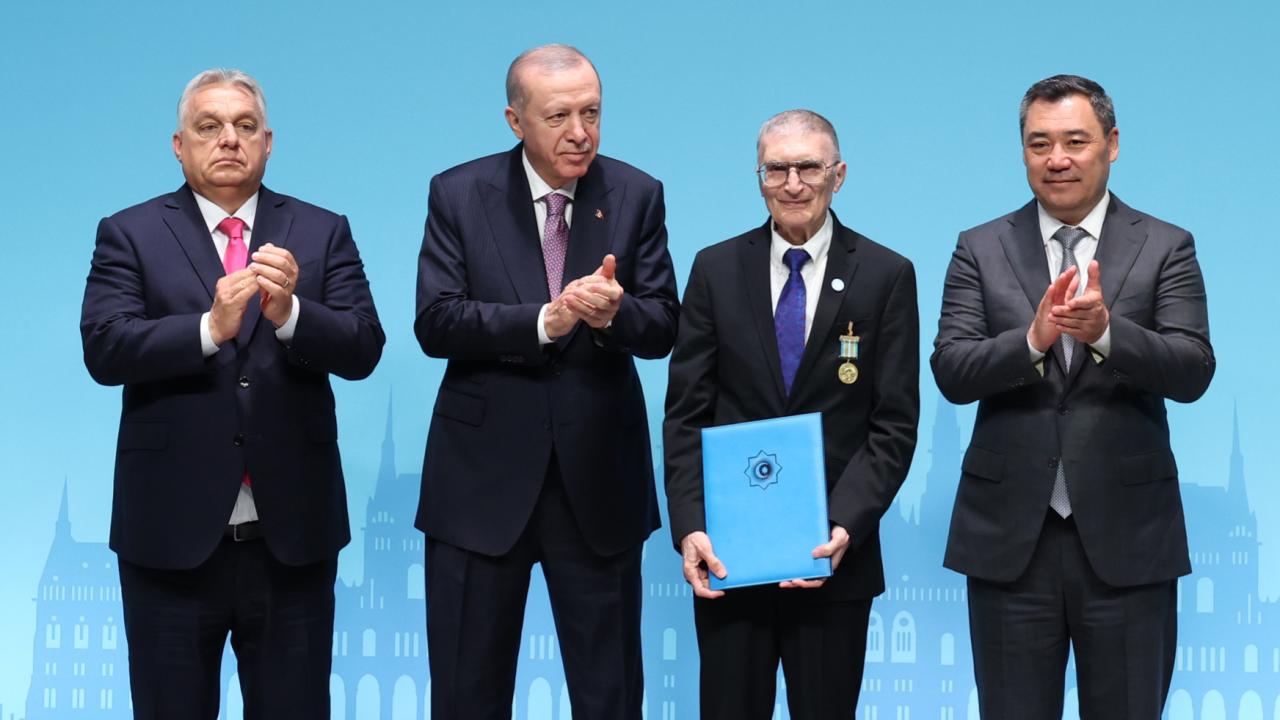 erdogan-aziz-sancar-2362556.jpg